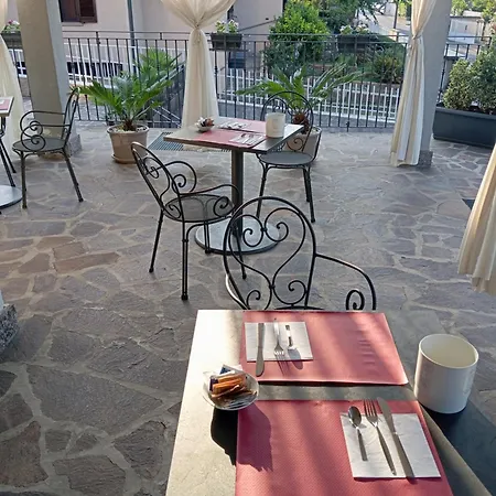 Pensjonat Bf Foresteria Bellusci